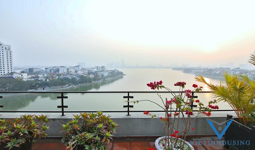 Perfect Duplex Apartment for rent in Xuan Dieu st, Tay Ho District