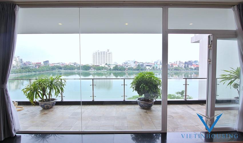 Bright apartment  with sizable balcony and beautiful Lake view in Quang An