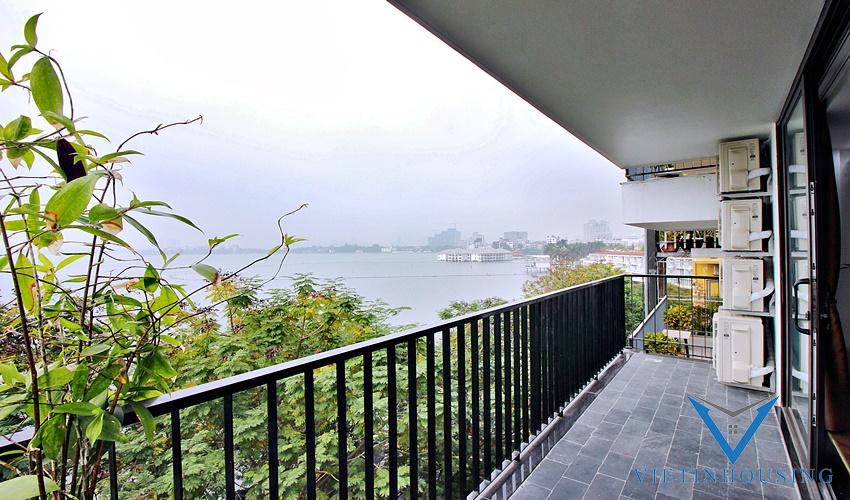 Brand new lake view three bedroom apartment for rent in Yen Phu village