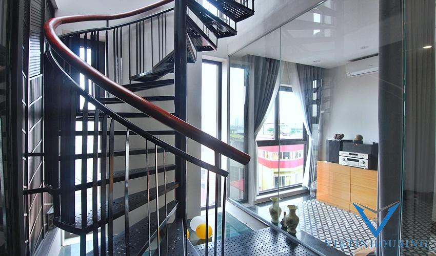 A three-bedroom duplex with lake view on the top floor on Dang Thai Mai street