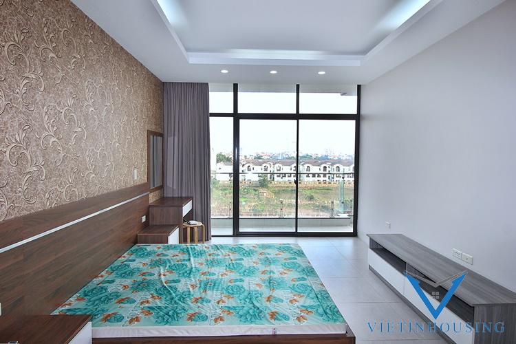 High floor 2 bedrooms apartment for rent in Trinh Cong Son, Tay Ho