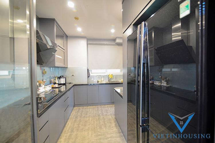 A lovely 4 beds apartment for rent in E building, Ciputra
