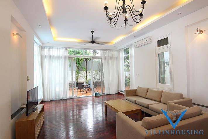 Nice garden house with swimming pool for rent in Dang Thai Mai st, Tay Ho District