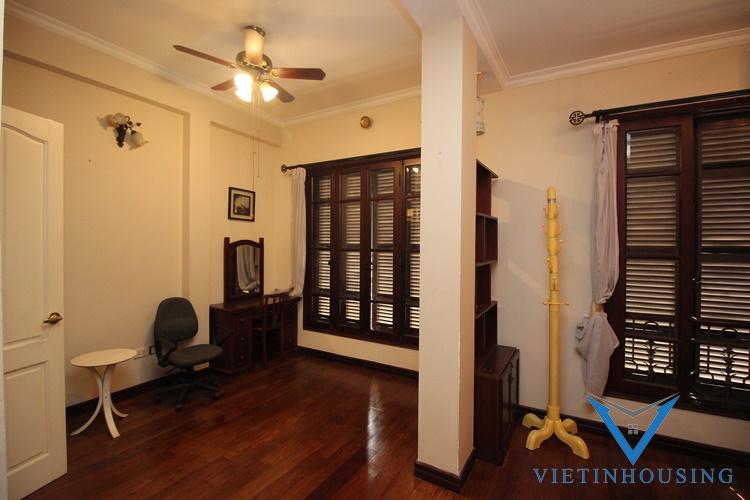 Private house for rent in Ba Dinh district, Ha Noi