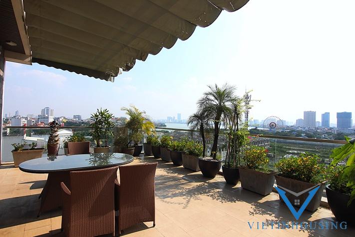 Duplex apartment with nice view for rent in Tay Ho District