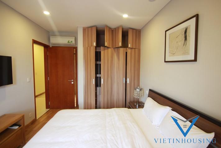 02 bedrooms apartment on the higher for for rent in Trinh Cong Son st