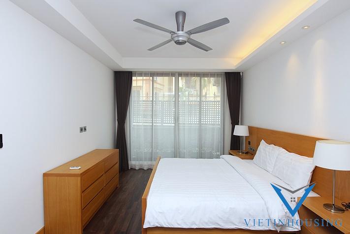 02 bedroom apartment without balcony for rent in To Ngoc Van st