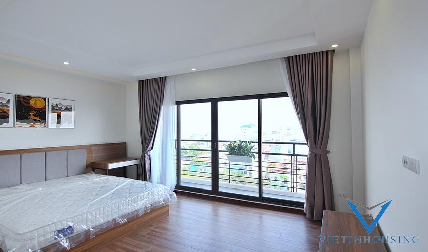 A breaking view and gorgeous balcony  4 bed / 3 bath apartment for rent on Xuan Dieu, Tay Ho, Hanoi