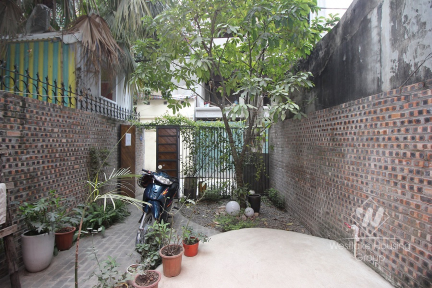 One bedroom modern house with garden for rent in Tay Ho, Ha Noi