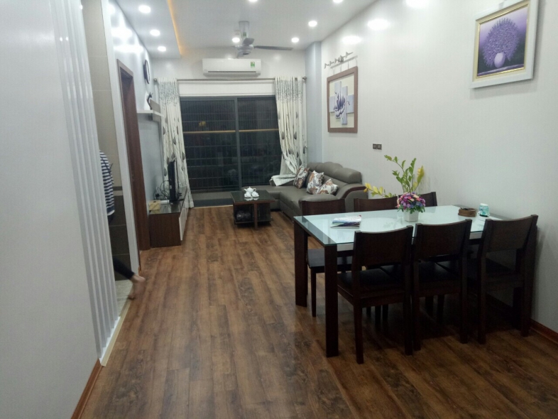 Three bedrooms apartment for rent in Thanh Xuan district, Hanoi