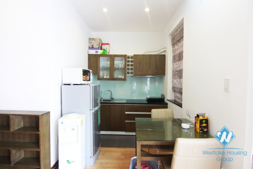 Lovely apartment for rent on Lieu Giai street
