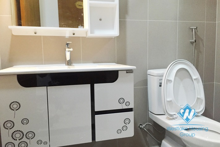 Nice apartment with 03 bedrooms on the high floor for rent in Gold Mark