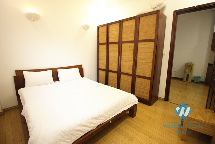 Cheap two bedrooms apartment for rent in Dong Da district, Ha Noi