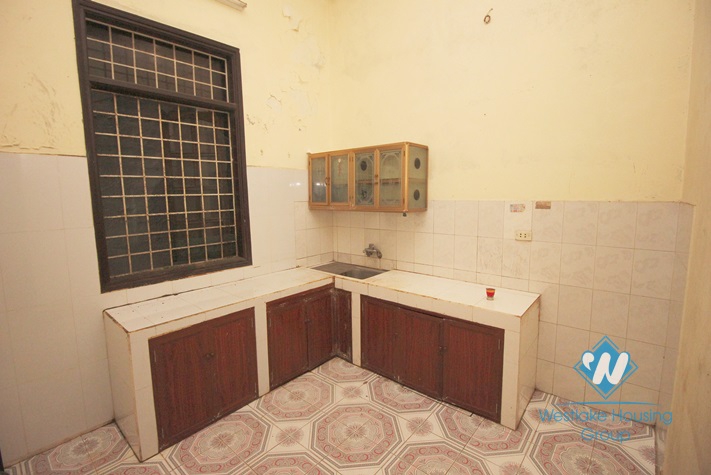 Unfurnished house with big yard for rent in Ba Dinh district, Ha Noi