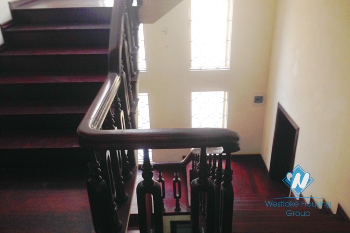 Unfurnished 5 bedrooms house for rent in Hoang Mai  district, Ha Noi