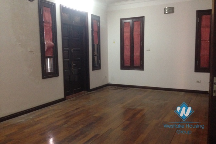 Unfurnished 5 bedrooms house for rent in Hoang Mai  district, Ha Noi