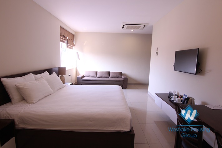 Three bedrooms apartment for rent in Dong Da district, Ha Noi