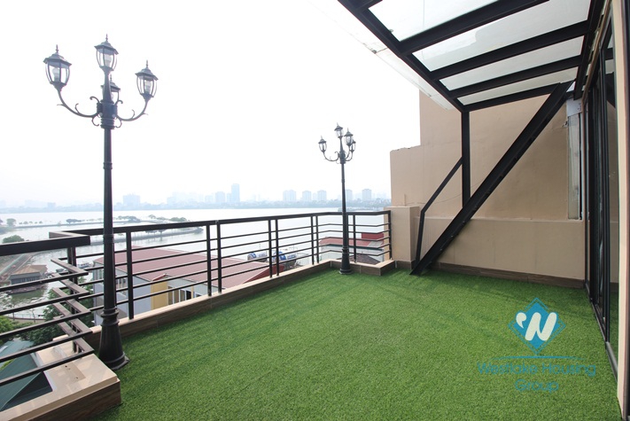 Lovely penthouse apartment rental with a beautiful terrace and West lake view