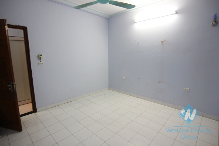 4 floors house for rent in Ba Dinh district, Ha Noi