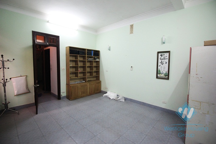A good house for rent in Ba Dinh, Ha Noi