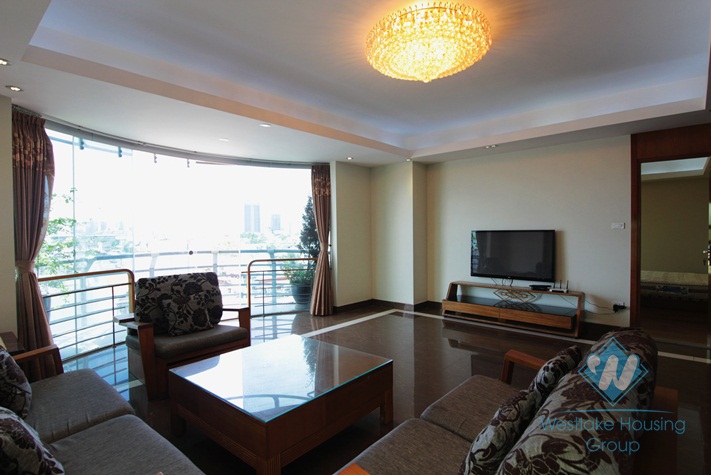 Beautiful and spacious apartment for rent on Doi Can street