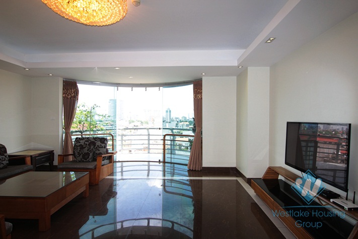 Beautiful and spacious apartment for rent on Doi Can street