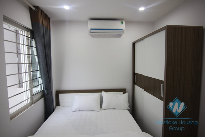 Two bedrooms apartment with cheap price for rent in Ba Dinh