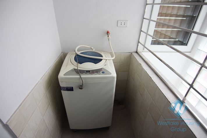 Two bedrooms apartment with cheap price for rent in Ba Dinh