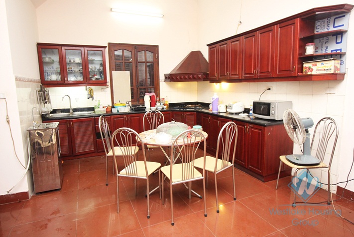 A 4 floor house for rent in Ba Dinh, Ha Noi