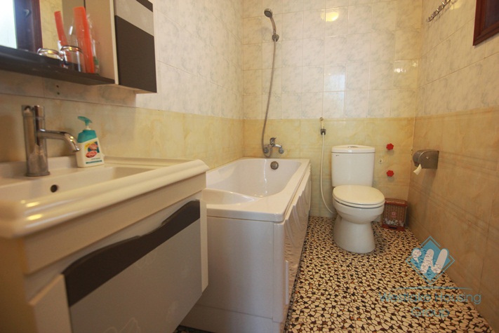 Good 1 bedroom apartment for rent near Lotte, Ba Dinh