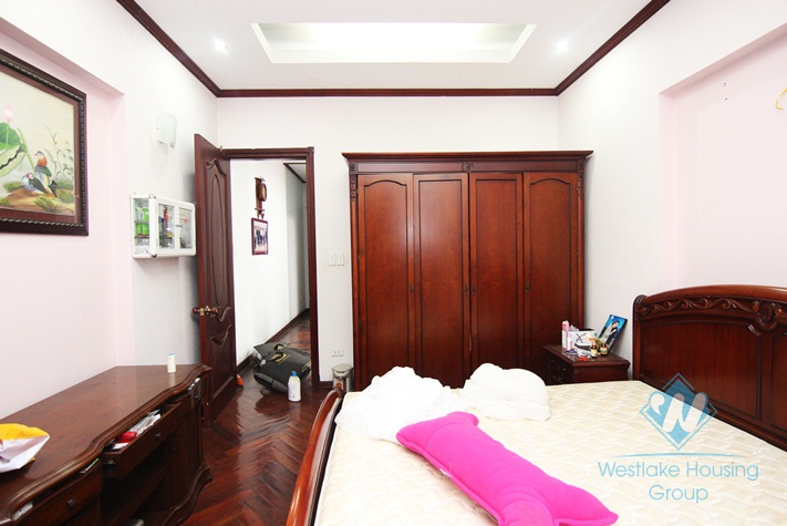 06 bedrooms house for rent in Trich Sai st, Tay Ho district 