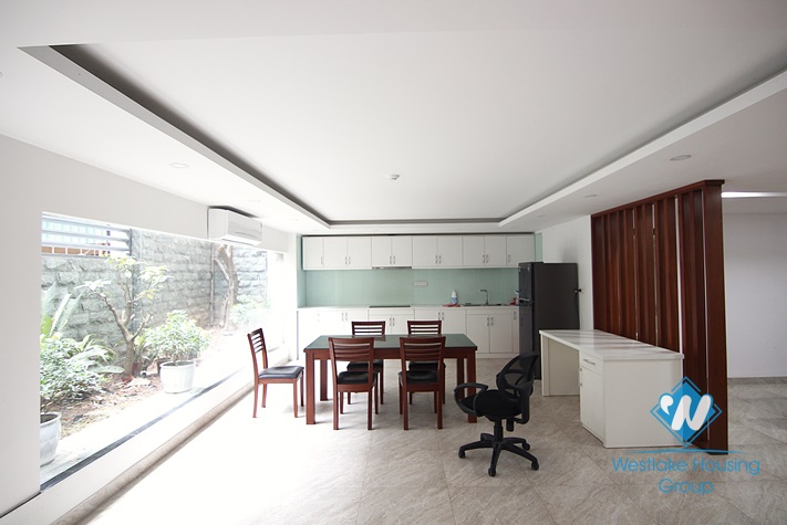 Spacious, modern apartment on Xuan Dieu, Tay Ho, Hanoi