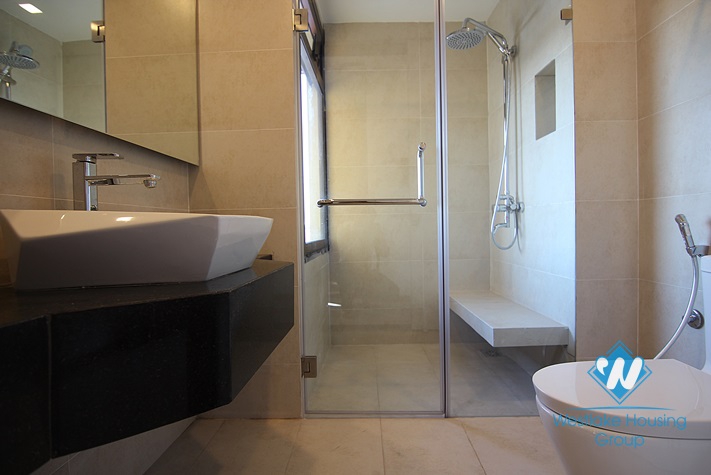 New and quality apartment with 02 bedrooms for rent in Tay Ho area 