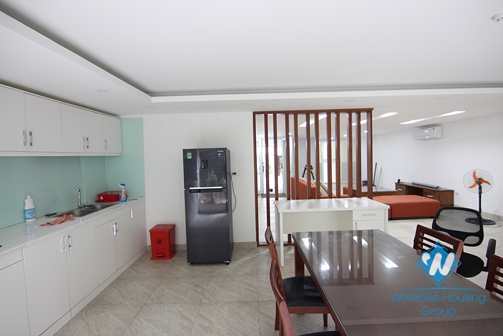 Spacious, modern apartment on Xuan Dieu, Tay Ho, Hanoi
