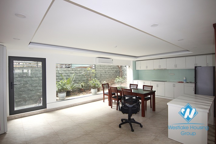 Spacious, modern apartment on Xuan Dieu, Tay Ho, Hanoi