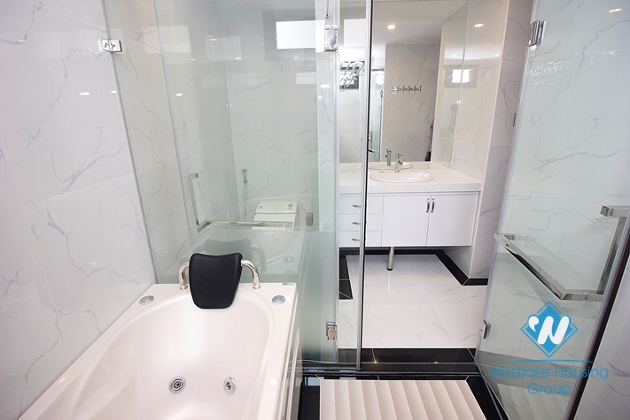 Super spacious, penthouse apartment for rent in Tay Ho
