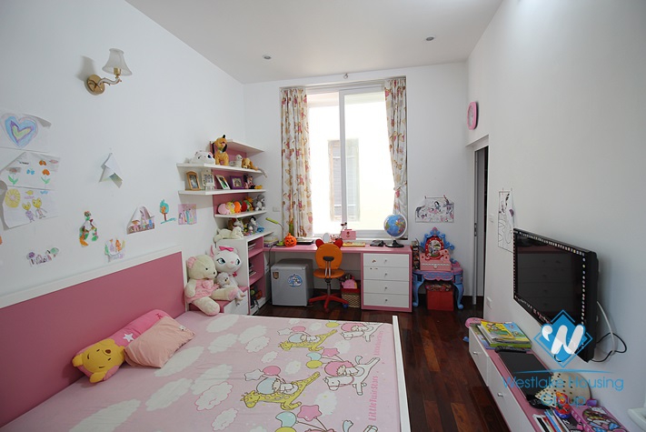 Modern and high quality house for rent in Tay Ho area