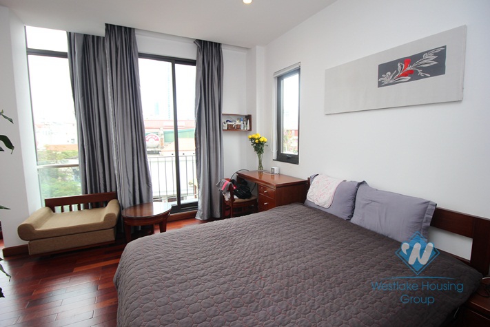 High quality serviced apartment for rent near Lotte Dao Tan, Ba Dinh