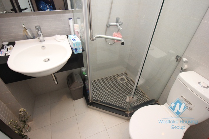 Moden apartment for rent on Dao Tan, Ba Dinh, Hanoi electricity included  