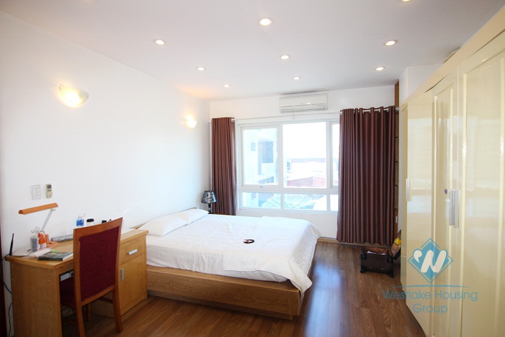 Apartment in the high floor for rent in Ba Dinh, Ha Noi