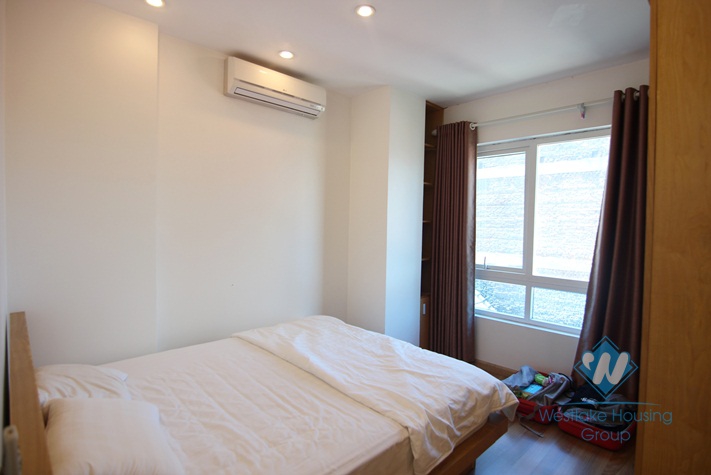 Apartment in the high floor for rent in Ba Dinh, Ha Noi