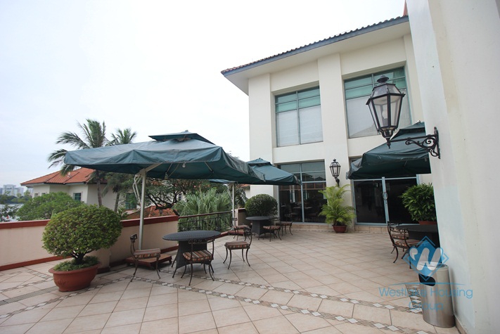 Luxury one bedroom apartment for rent in Diamond Westlake 
