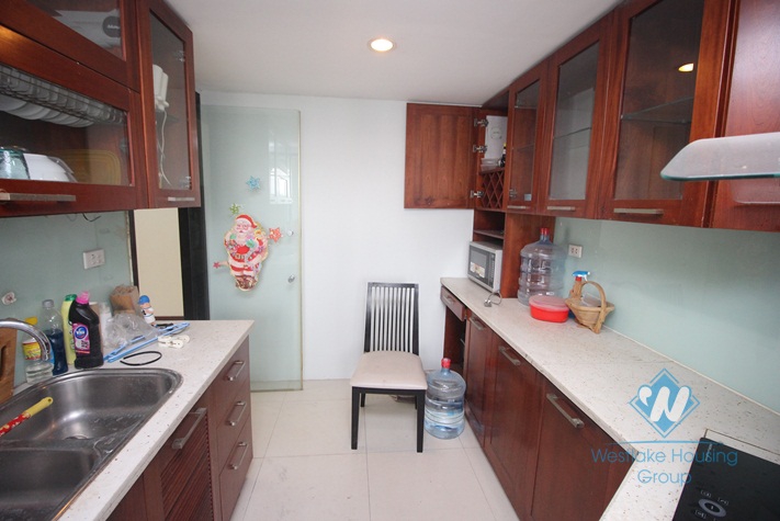 One bedroom brandnew apartment for rent in Nghi Tam village, Tay Ho, Hanoi