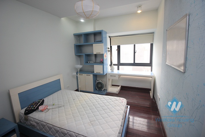 One bedroom brandnew apartment for rent in Nghi Tam village, Tay Ho, Hanoi