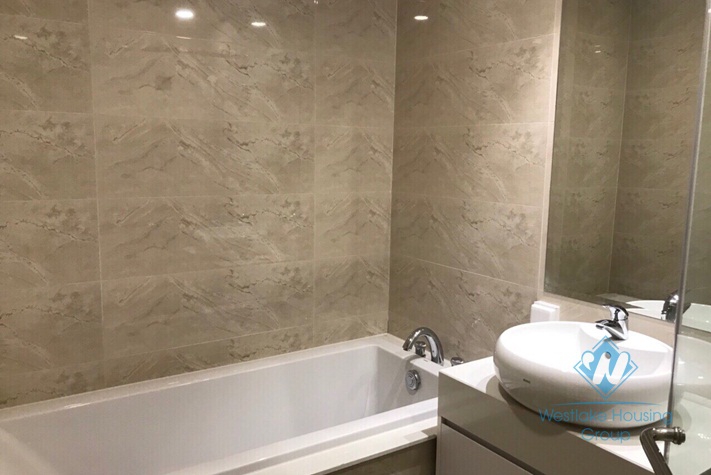 Good quality aparment for rent in Vinhome Garden - My Dinh area