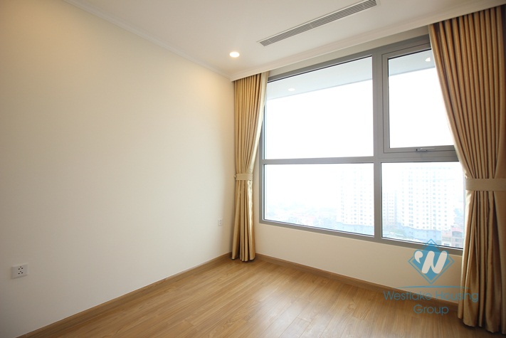 Brand new apartment in Vinhome garden- My Dinh area for rent