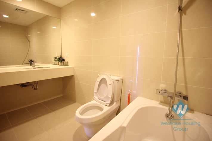 A high floor, modern apartment for rent in Skycity Towers, Lang Ha, Dong Da, Hanoi