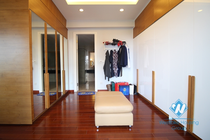 Spacious with excellent quality apartment in The Link Ciputra