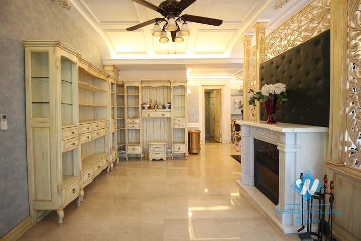 Gorgeous modern apartment in Ciputra L Tower