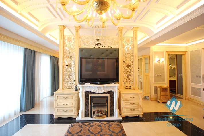 Gorgeous modern apartment in Ciputra L Tower